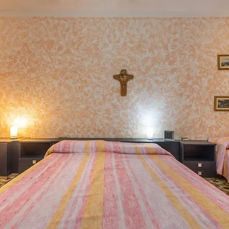 بيت للعطل Casa Elena *